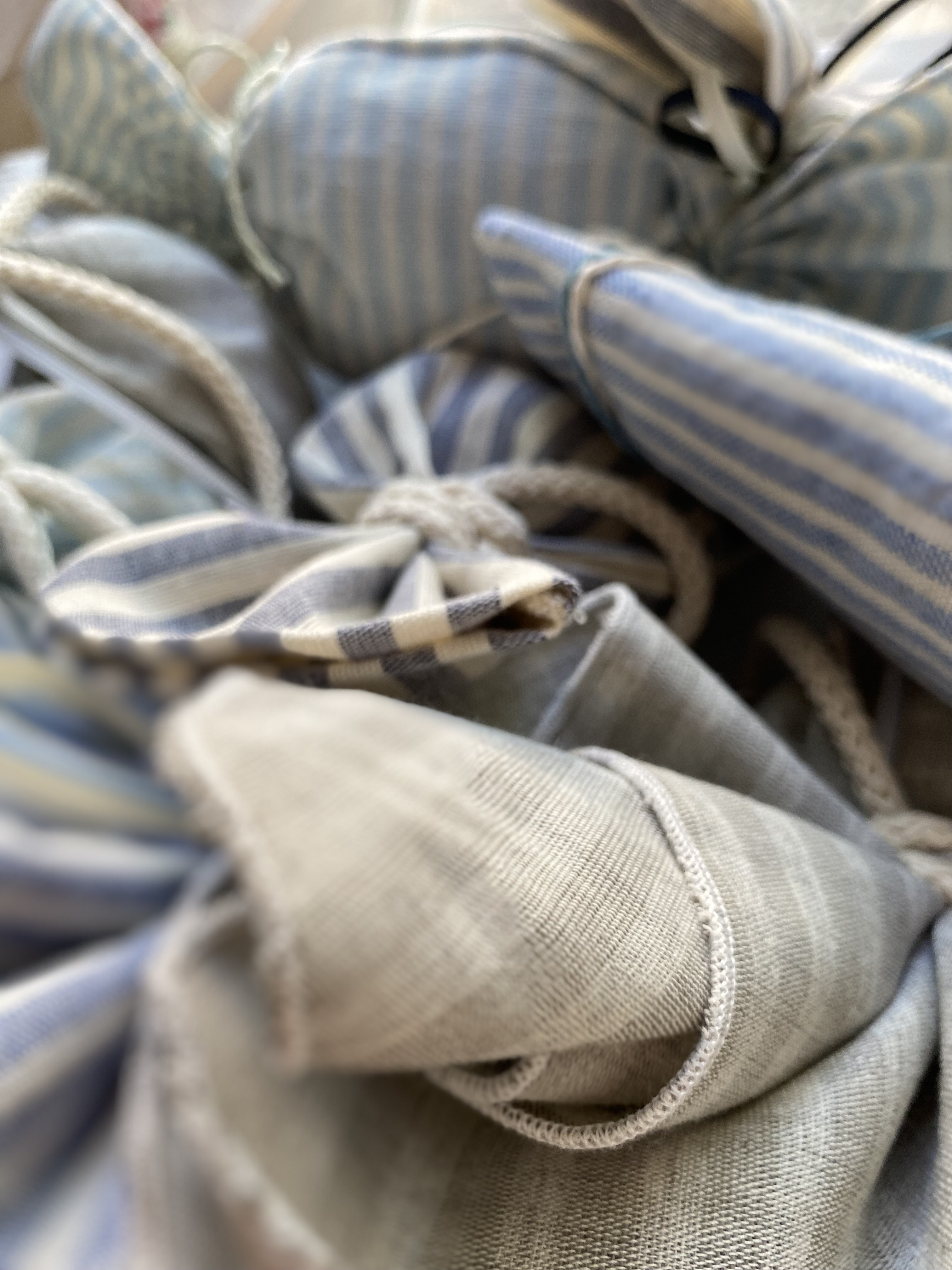 Υφασμάτινες μπομπονιέρες βάπτισης