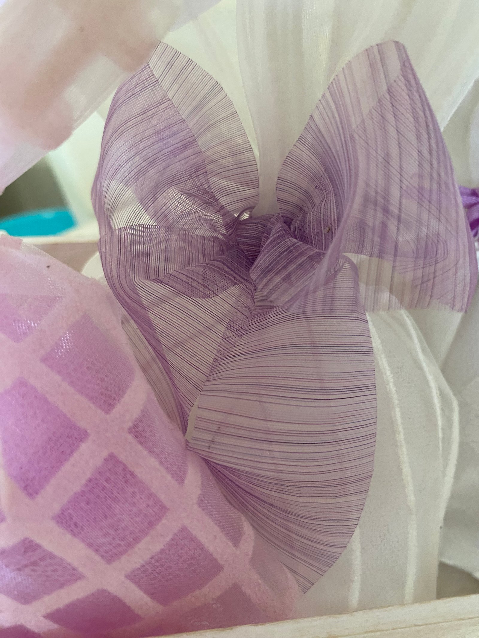 Wedding favor with natural twine